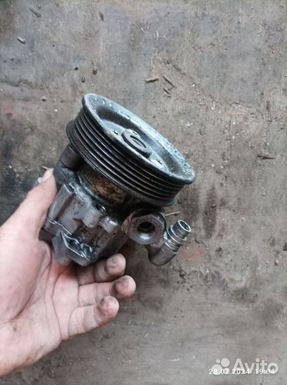 Mercedes w 221 насос гур 5,5 бензин