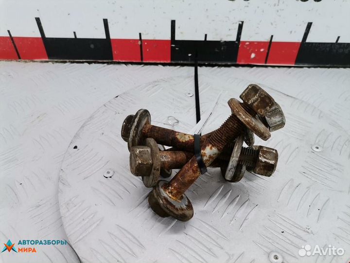 Болт Audi Q7 4L 2007 WHT001833