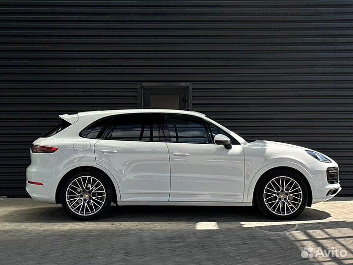 Porsche Cayenne, 2022