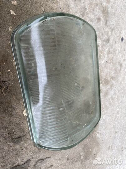 Стекло для фары на Москвич