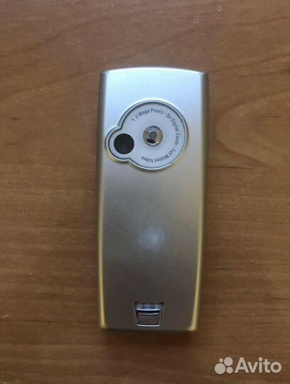 Телефон. sagem myE77