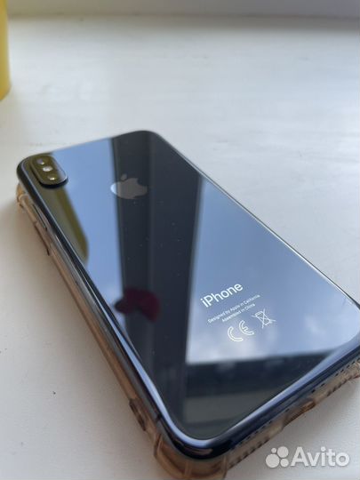 iPhone X, 64 ГБ