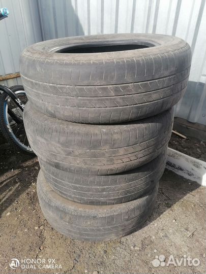 Bridgestone B250 195/65 R15
