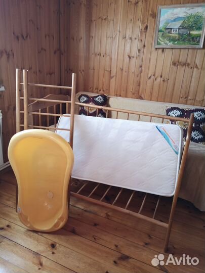 Детская кровать с матрасом 120 60 ванночкой