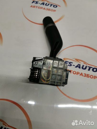 Подрулевой переключатель дворников правый Mazda 3