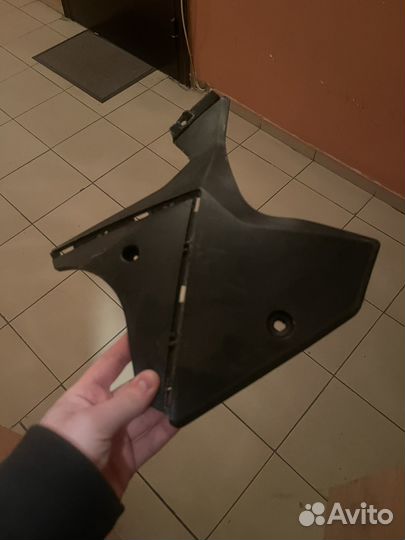 Пластик на триггер 125