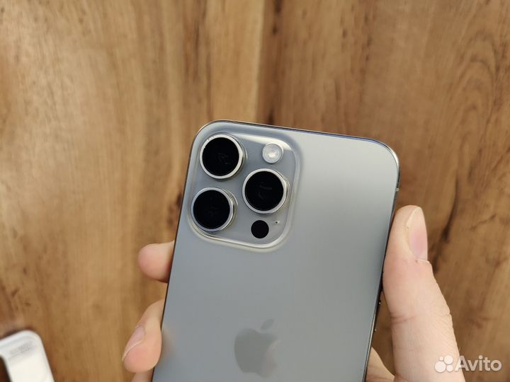 iPhone 15 Pro Max, 256 ГБ