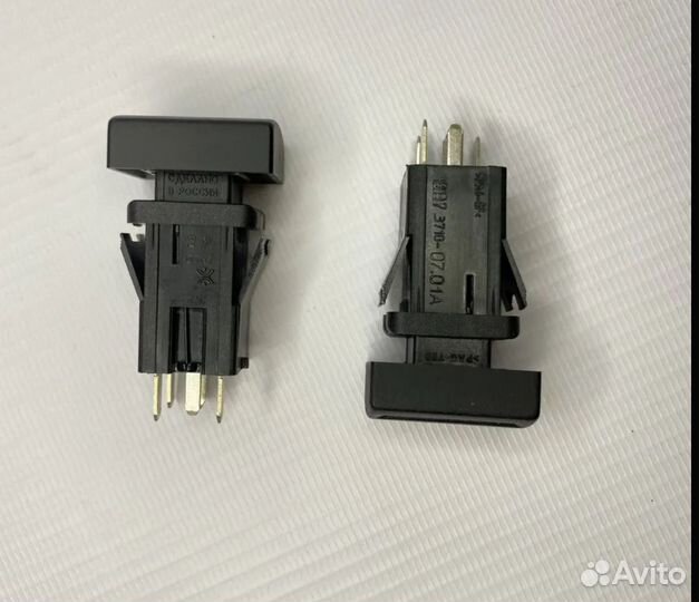 Кнопка сабвуфера Granta fl, priora, niva