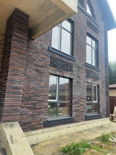 Дом 650 м² на участке 21,3 сот.