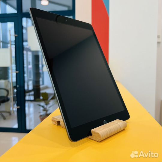 iPad 8 2020 Wi-FI (32GB, Space Gray)