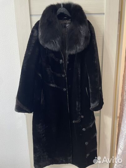Шуба мутоноваяс песцом