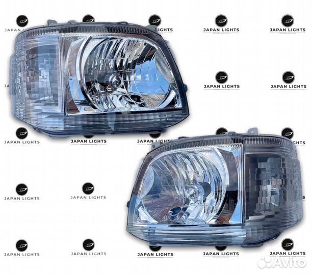 Фары хрустальные передние Toyota Hiace 200