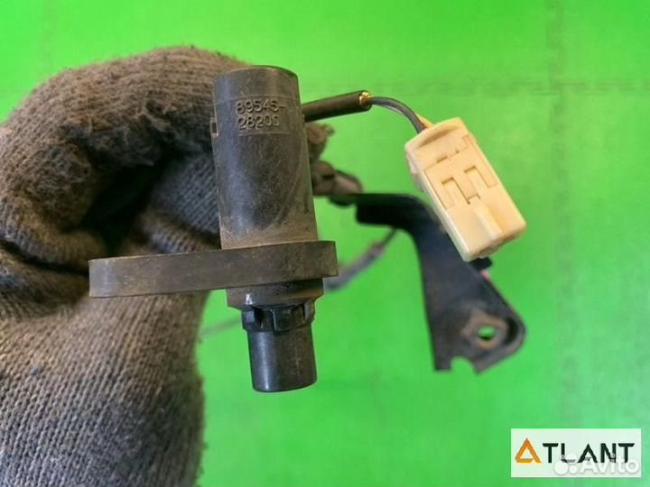 Датчик abs задний правый toyota noah