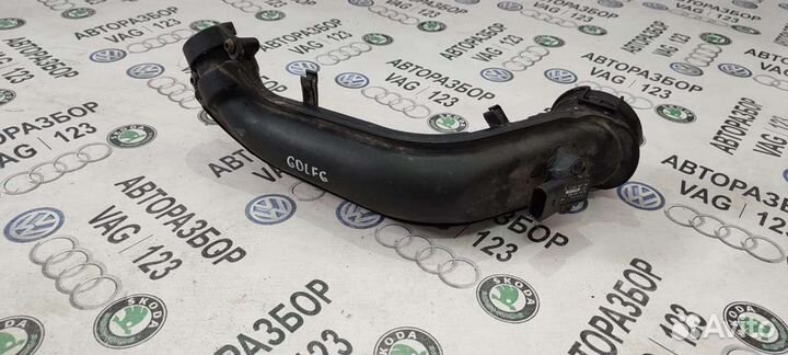 Патрубок интеркулера Фольксваген Гольф 6