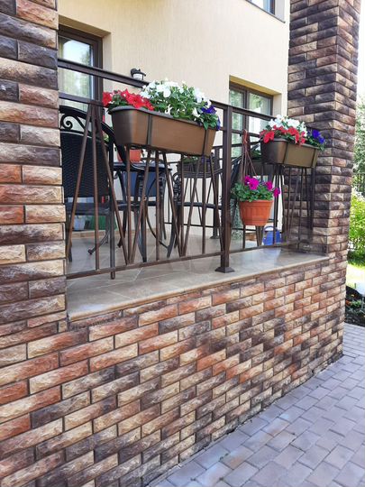 Дом 230 м² на участке 5 сот.