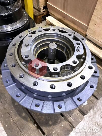 Редуктор хода Hitachi ZX250LCK-5G 9243839