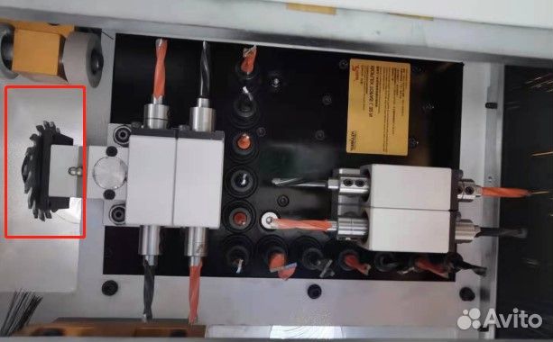 Сверлильно-присадочный центр с чпу HuaHua SKH-610M