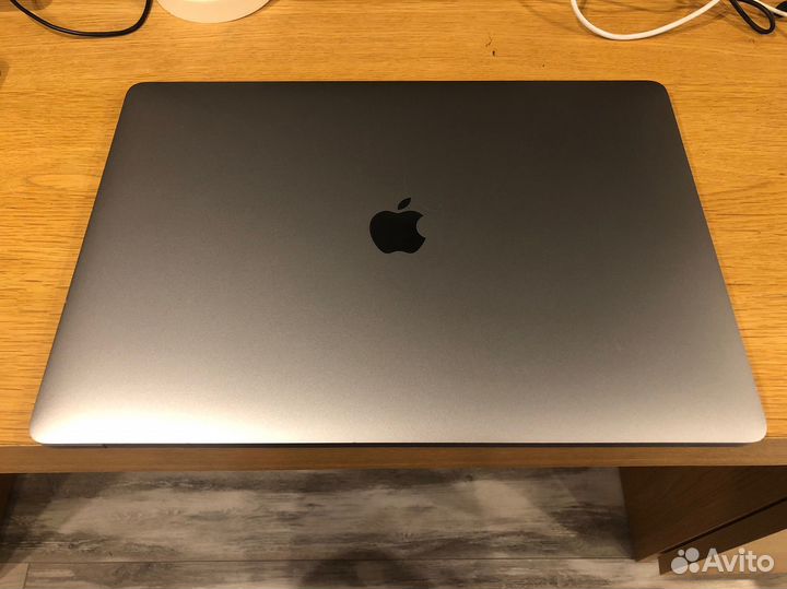 Apple macbook pro 15 2017 a1707