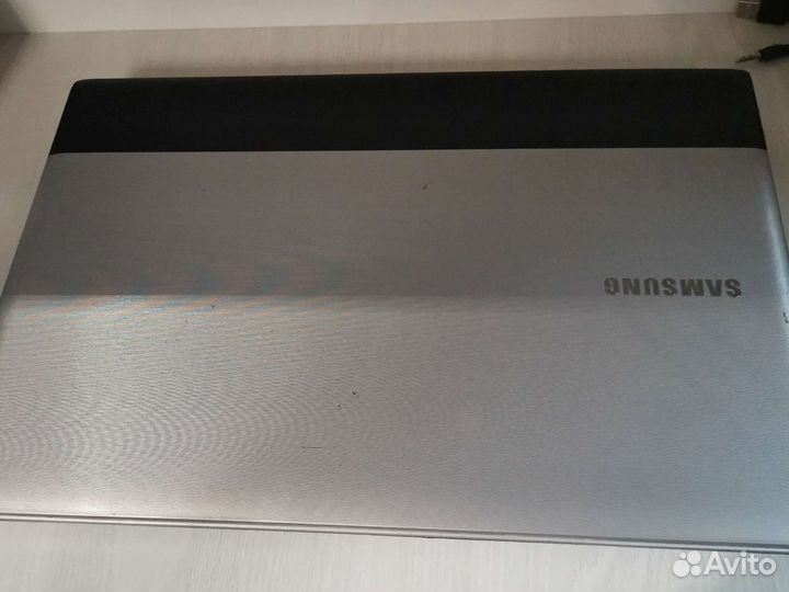 Ноутбук Samsung