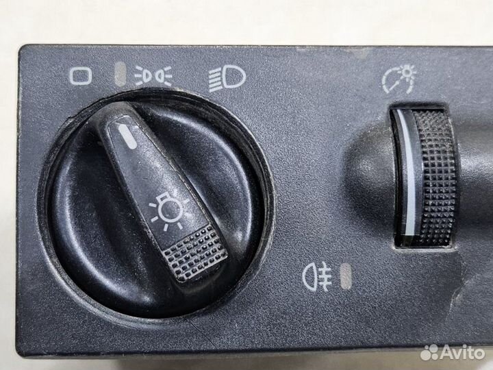 Блок управления светом Volkswagen Vento 1H2 ABU