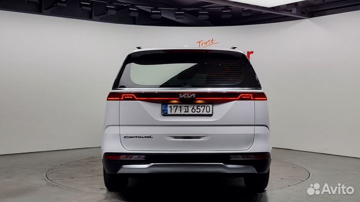 Kia Carnival 2.2 AT, 2021, 50 000 км