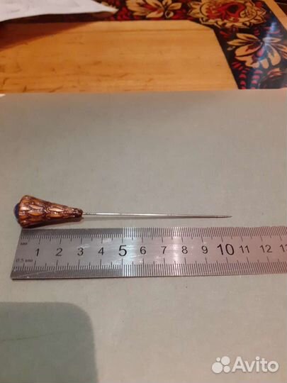 Старинная булавка для шляпы