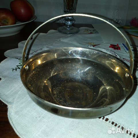 Конфетница металлическая, производство Армения