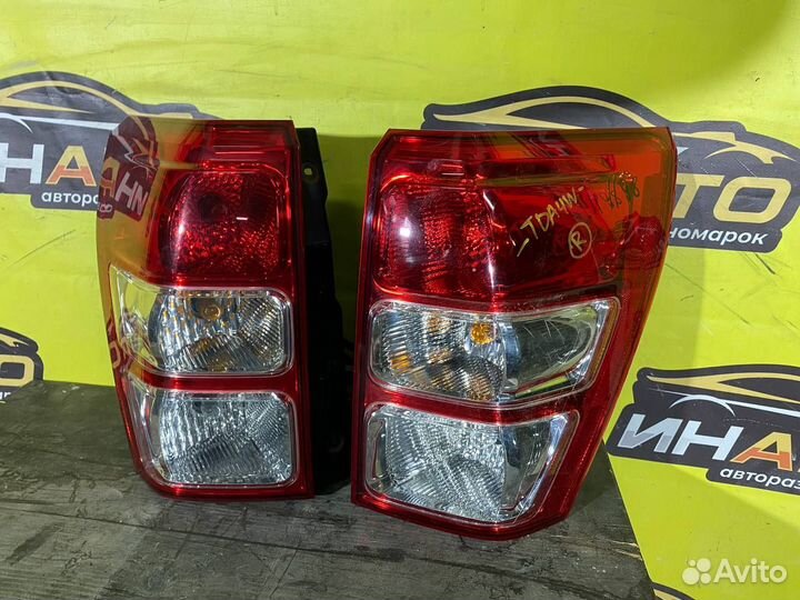 Задний левый фонарь Suzuki grand vitara