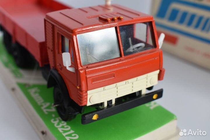 Камаз 53212 в боксе Модель 1:43 Элекон СССР