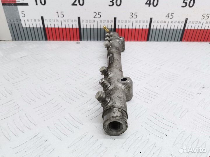 Рампа топливная (топливная рейка) для Volvo V70 3