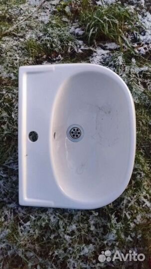 Раковина в ванную бу