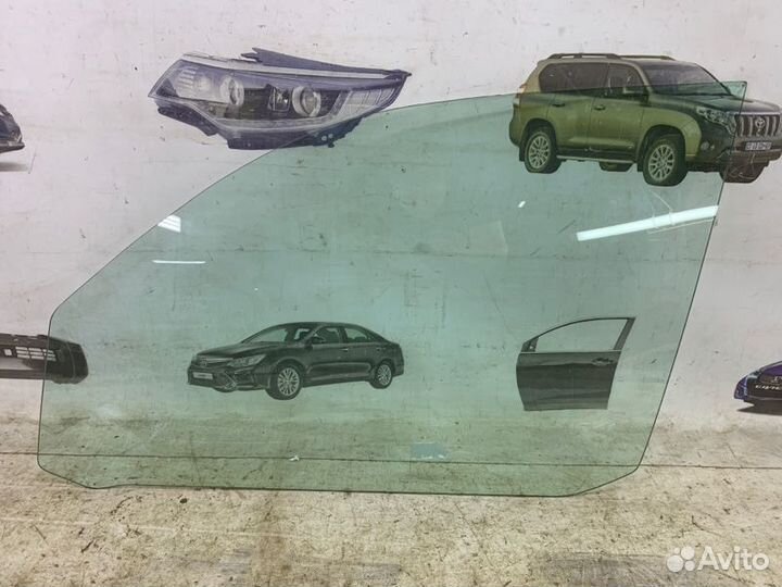 Стекло двери переднее левое Toyota Land Cruiser