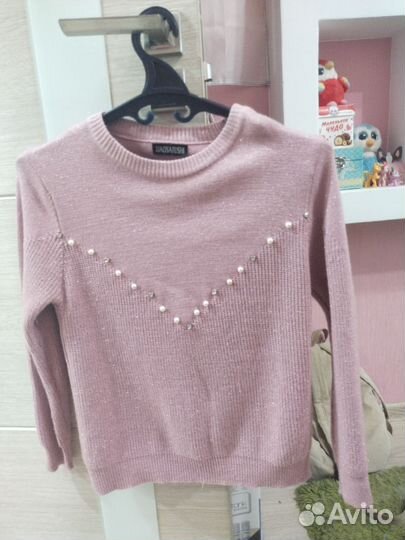 Свитер женский