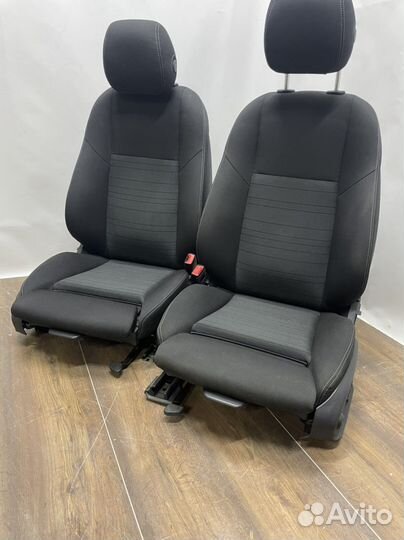 Mercedes W205 GlC GLA Sport сидения