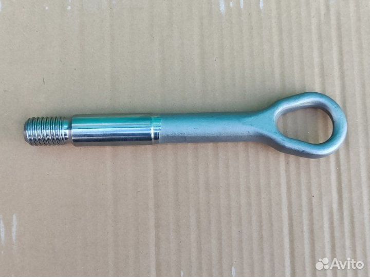 Крюк буксировочный Mercedes A200 W177