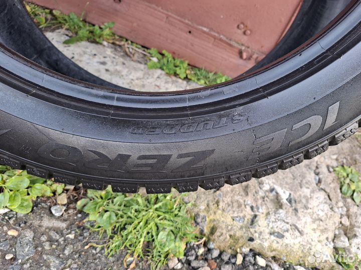 Pirelli Ice Zero 275/45 R21