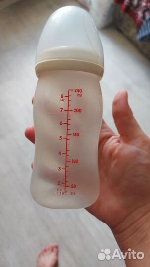 Pigeon бутылочка 240