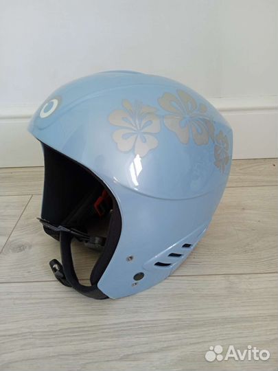 Шлем горнолыжный