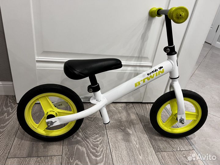 Беговел btwin Runride 100