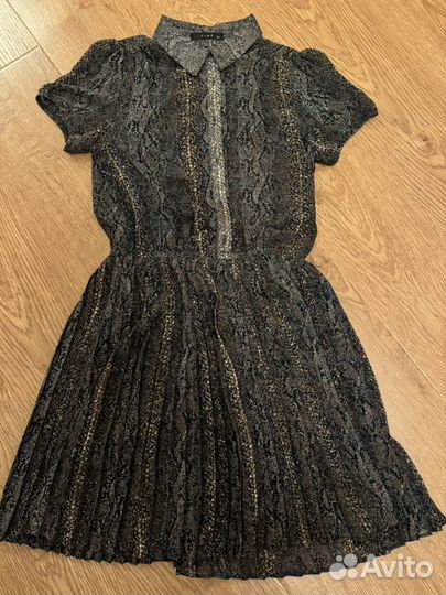 Платья женские XS