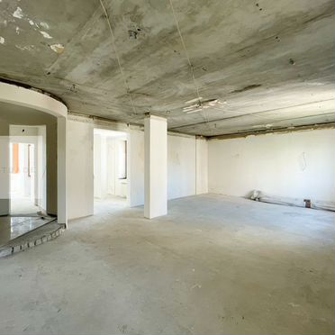 10 и более-к. квартира, 480 м², 5/6 эт.