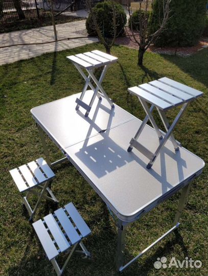 Новый раскладной стол с ручками+4 стульчика