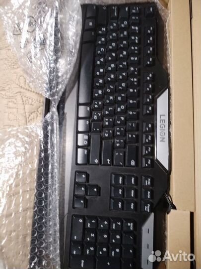 Игровая клавиатура Lenovo K200 Backlit