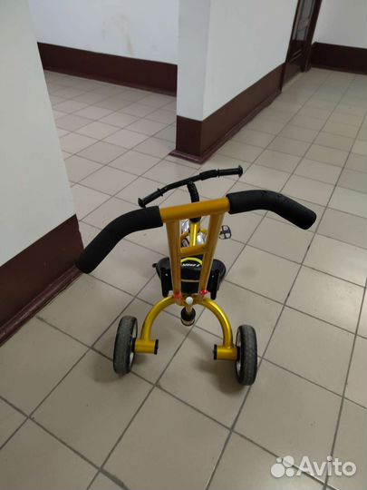 Трехколесный велосипед
