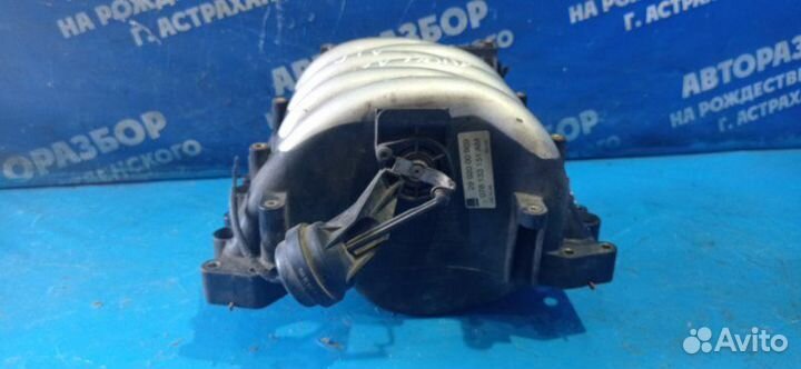 Коллектор впускной Audi A6C5 седан ALG 1999