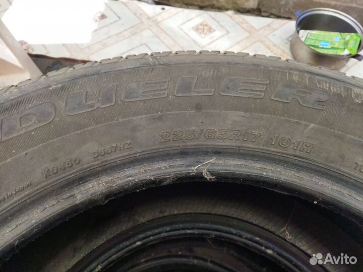 Bridgestone Dueler 684 225/65 R17