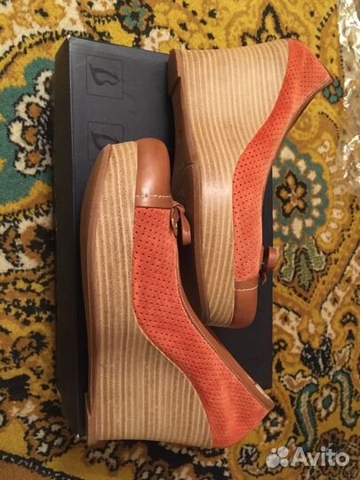 Туфли кожаные на танкетке 38