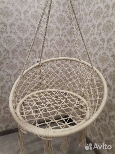 Подвесное плетеное кресло гамак