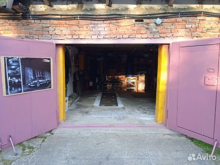 Гараж на день