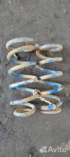 Пружины подвески задние Honda Stepwgn RF3